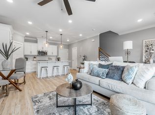 225 Country Club Pkwy #22, Maumelle, AR 72113