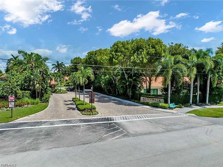 577 Beachwalk Cir #R-202 — Photo 31