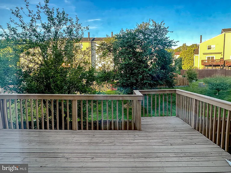 3451 Caledonia Cir — Photo 23