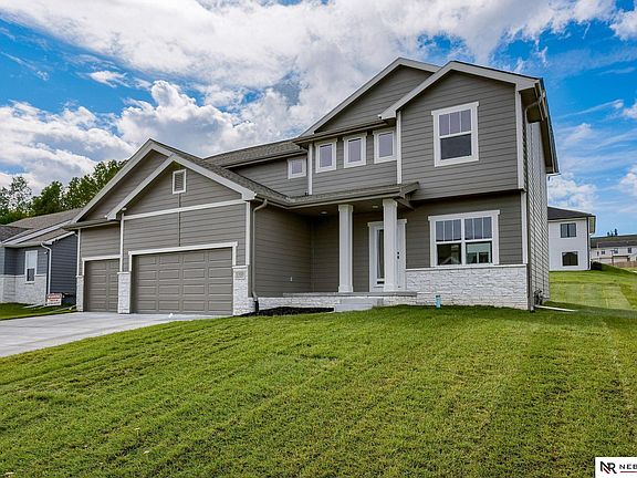 2nd image of 11025 Bearcreek Dr