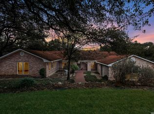 340 MUSTANG CIR, Hollywood Park, TX 78232