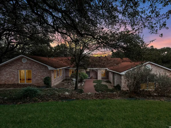 340 MUSTANG CIR, Hollywood Park, TX 78232