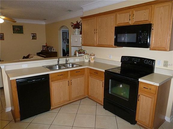 3rd image of 766 Pelican Ct