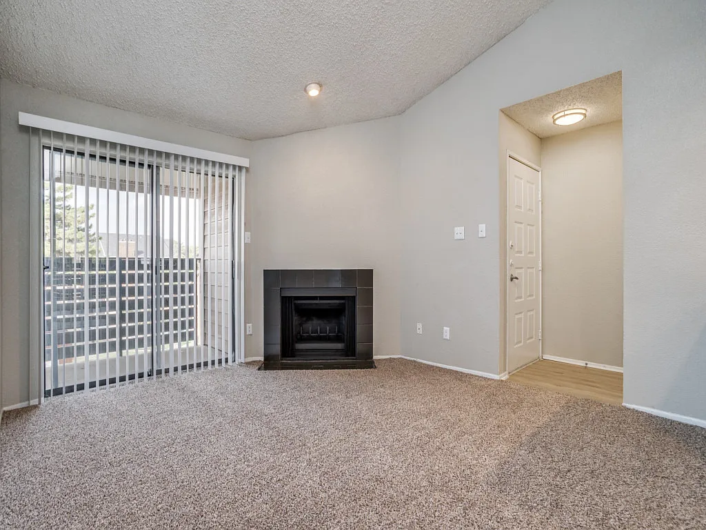 Hudson Apartments — Photo 3
