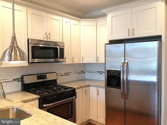 4th image of 1230 N 27th St #1
