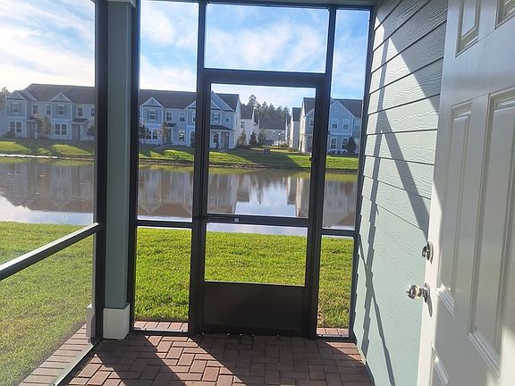 4th image of 51 Carmella Ct