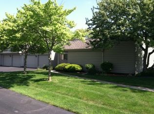 6334 Golf Lakes Dr, Bay City, MI 48706