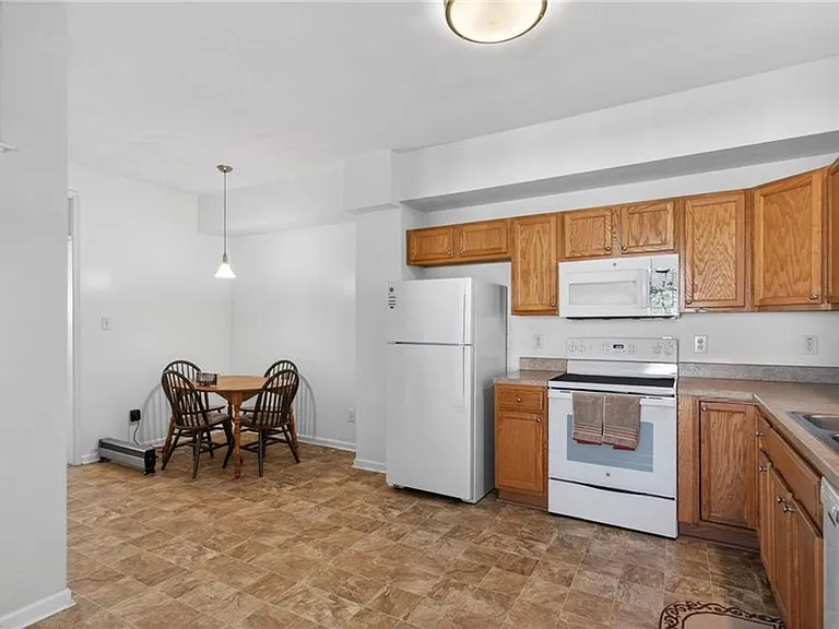 8125 Redmon Rd #B — Photo 8
