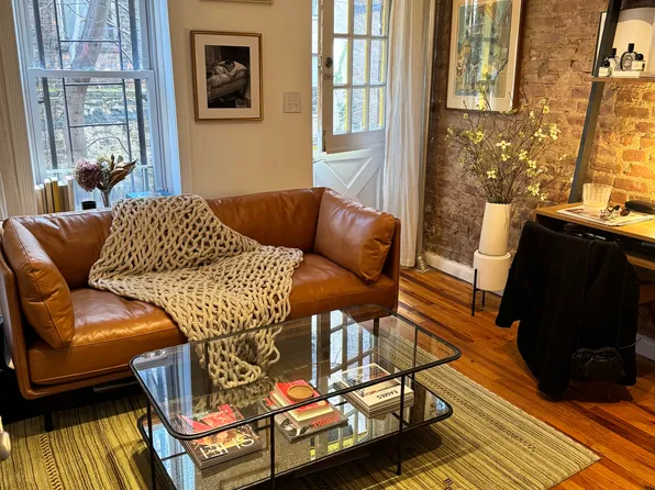 236 East 78th Street 1B image 2 of 9