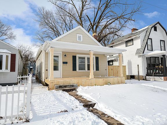 3rd image of 927 Seymour Ave