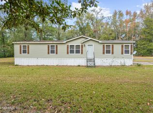 6027 C W Webb Rd, Macclenny, FL 32063