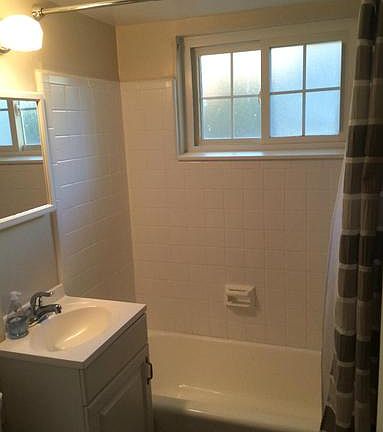 3rd image of 1931 N Cameron St APT 8