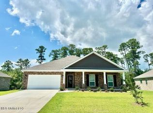 6261 Sandhill Cv, Ocean Springs, MS 39564