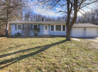 4550 Bonanza Dr NE, Grand Rapids, MI 49525