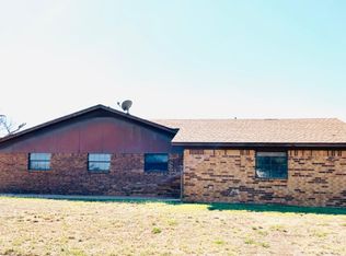 305 SE 11th St, Lamesa, TX 79331