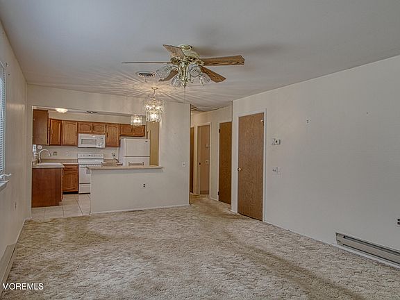 5th image of 159 Hudson Parkway #A