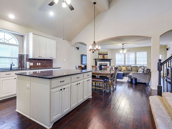 417-windward-drive-murphy-tx-High-Res-4.jpg
