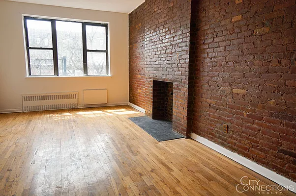 Rented by City Connections Realty | media 12