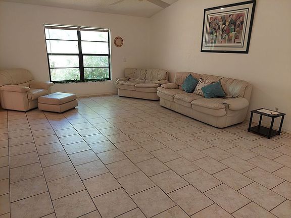 2nd image of 3411 Seminole Ave