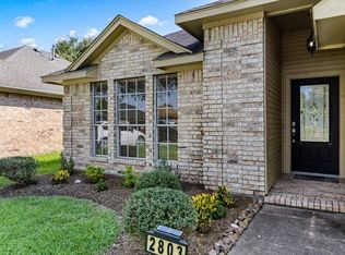 2803 Overland Trl, Dickinson, TX 77539