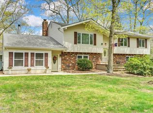 736 Green Valley Rd, Jackson, NJ 08527