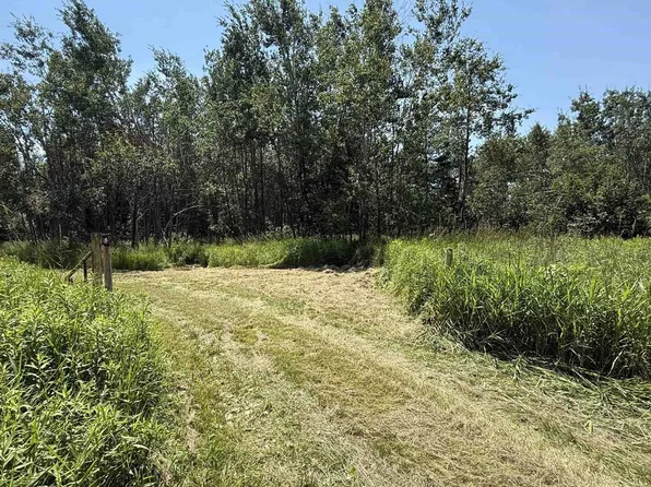 RED HICKORY ROAD, Eland, WI 54427