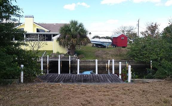 4th image of 3329 Peace River Dr