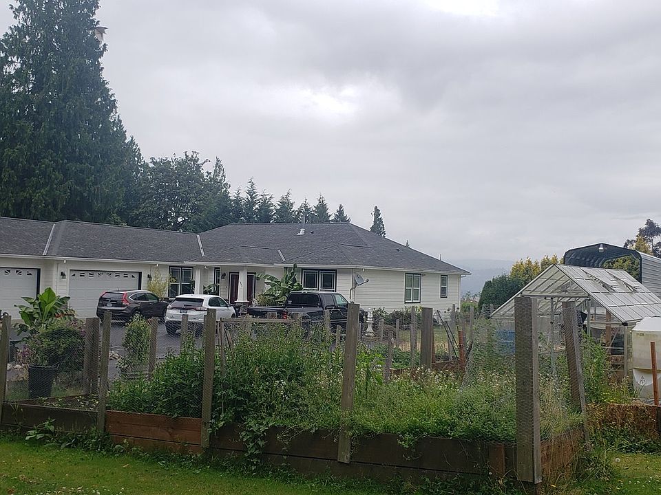 2nd image of 1950 9th St