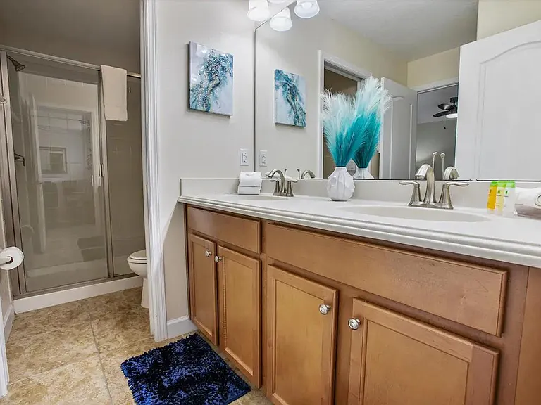 Moon Valley Dr — Photo 2