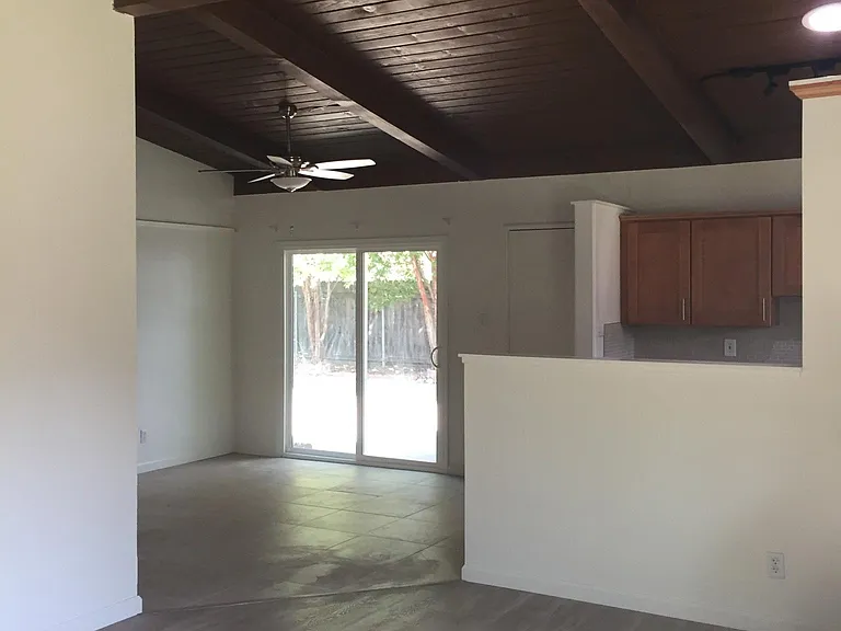 4821 Boyd Dr — Photo 6