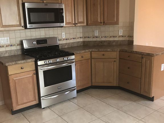 3rd image of 9 Modena Court