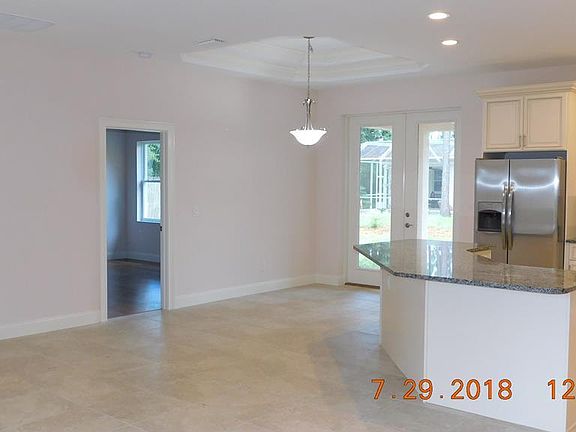 4th image of 35 Pineland Ln