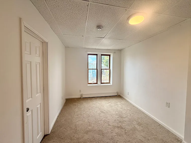84 Willow St #2 — Photo 2