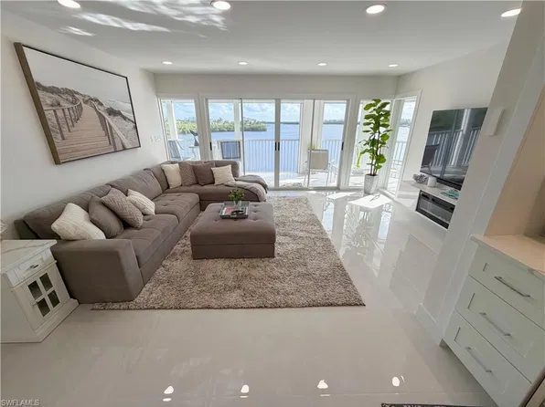 4895 Bonita Beach RD #202, BONITA SPRINGS, FL 34134