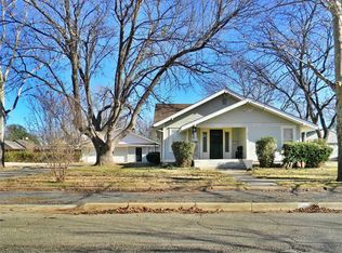 811 Kentucky St, Graham, TX 76450