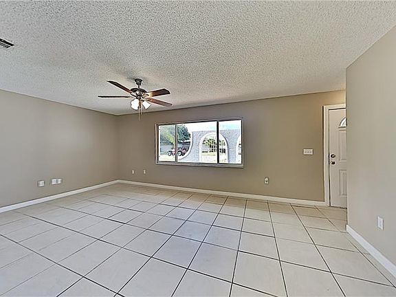 3rd image of 6761 Paul Revere Ct