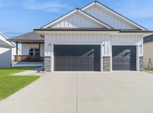 1837 15th Ave SE, Altoona, IA 50009