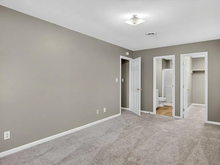 1630 Oxford Rd #F — Photo 14