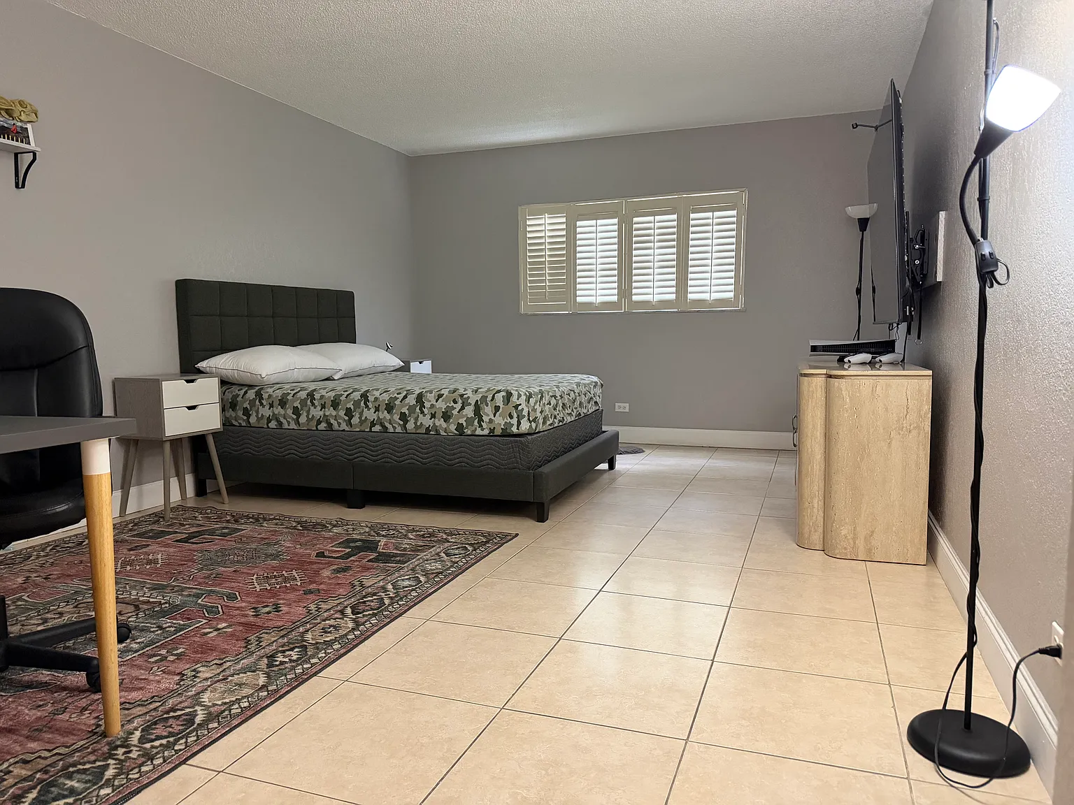 2 bed, 1470 sqft, $2,300 — Photo 3