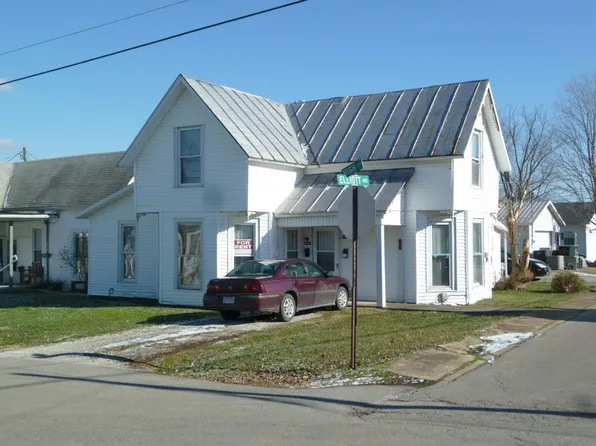 192 High St, Peebles, OH 45660
