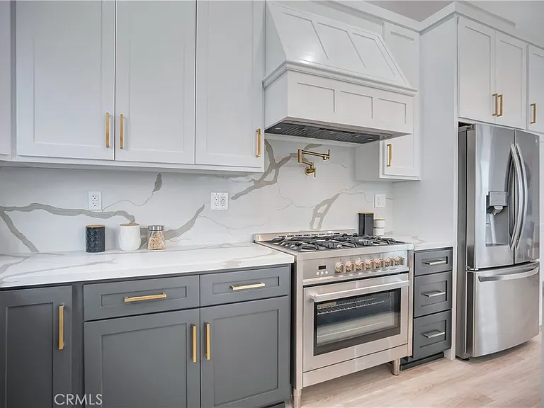 12515 Haleh Ln — Photo 24