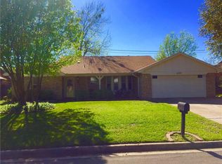 5709 Acapulco Dr, North Richland Hills, TX 76180