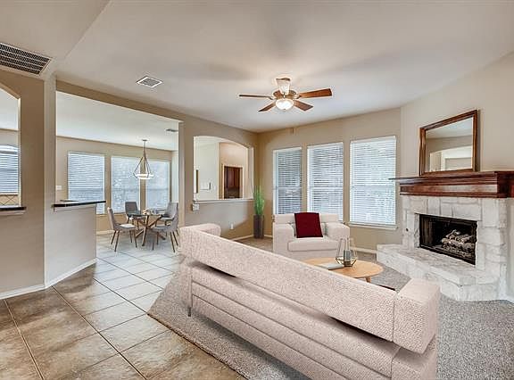 5th image of 1423 McClure Dr