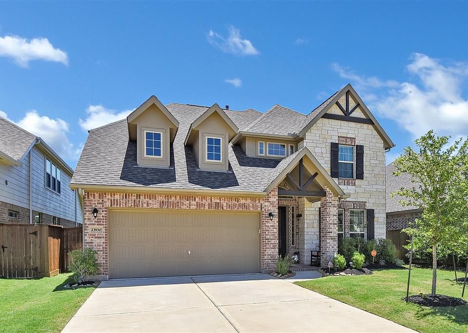 1st image of 23930 Via Fiore Dr