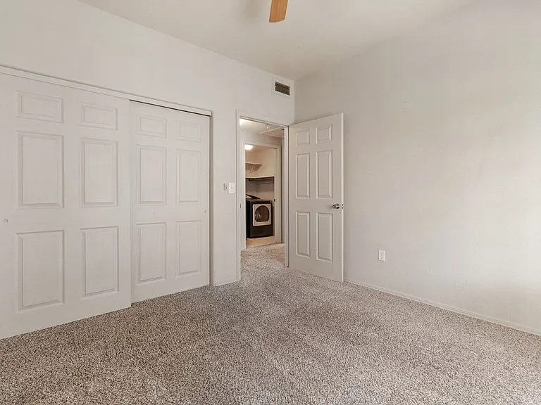 1671 W Canal Cir #212 — Photo 11