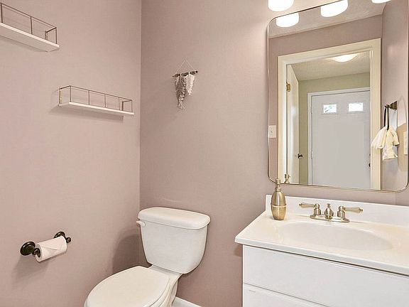 4th image of 6806 Montivideo Square Ct
