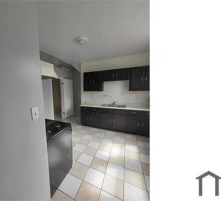 38878 N Sheridan Rd #3 — Photo 14