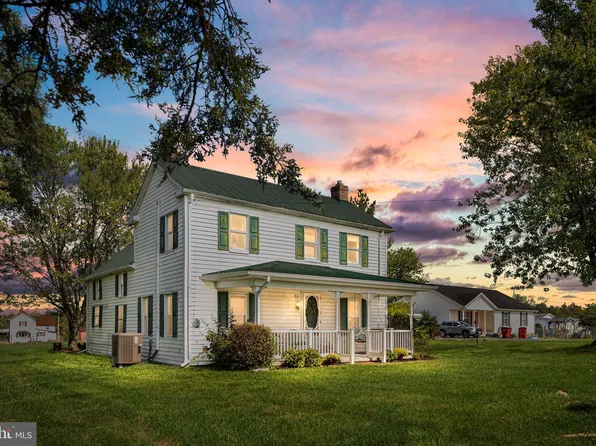 53 Hyslip Ford Rd, Bunker Hill, WV 25413