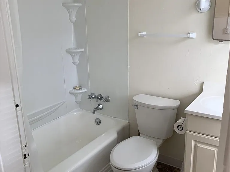 97 Bridge St #12 — Photo 13