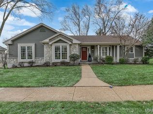 1210 Du Motier Dr, Ballwin, MO 63011